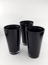 Carica l&#39;immagine nel visualizzatore di Gallery, Vaso vetro nero
